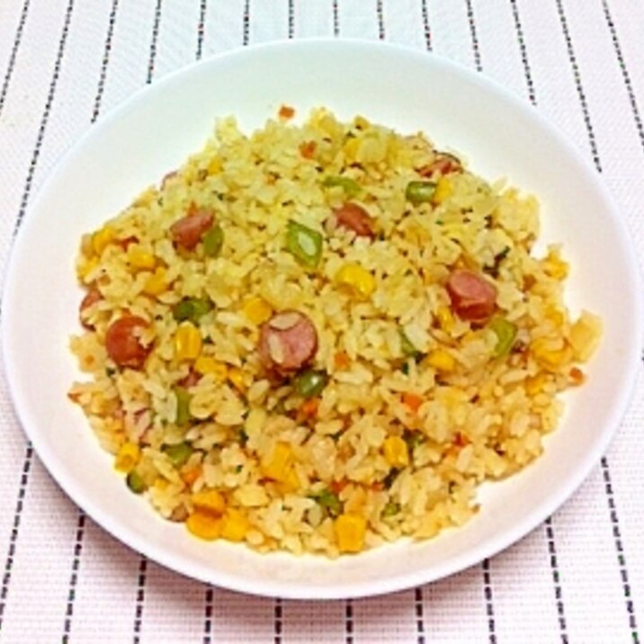 フライパンひとつで!ピラフ風の焼き飯☆